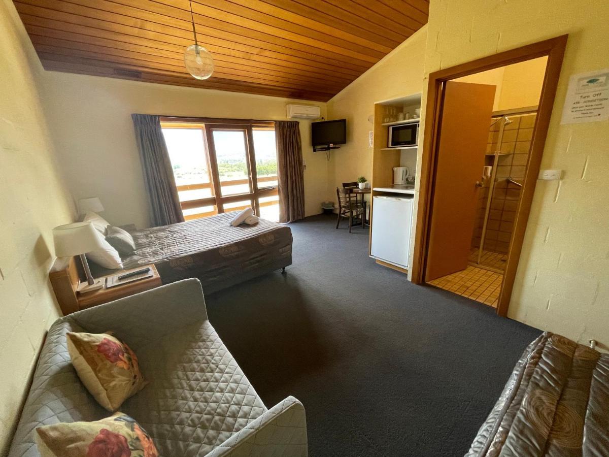 Mountain Creek Motel Bar & Restaurant Mount Beauty Luaran gambar