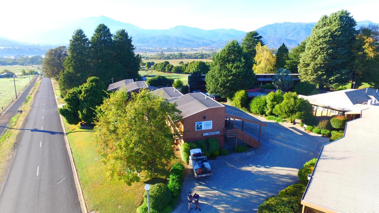 Mountain Creek Motel Bar & Restaurant Mount Beauty Luaran gambar