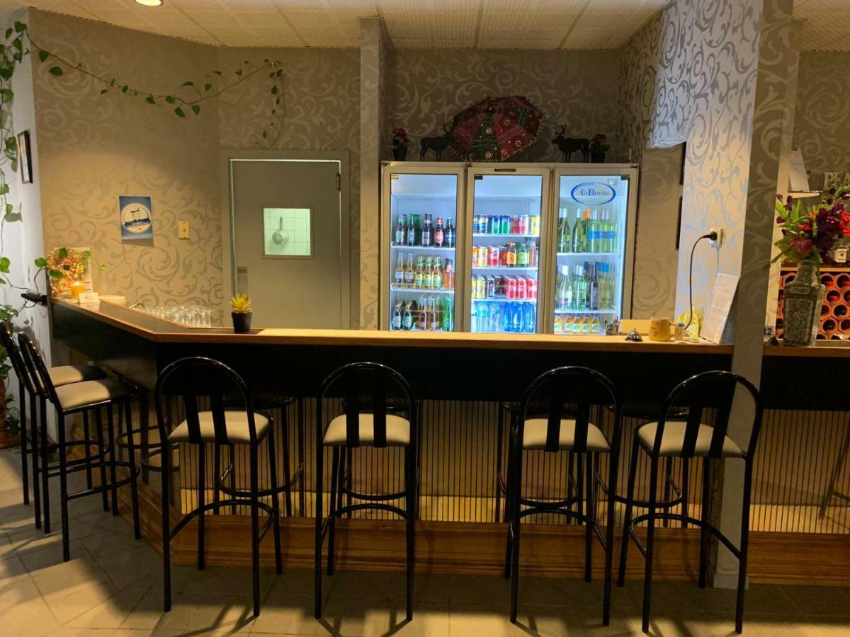 Mountain Creek Motel Bar & Restaurant Mount Beauty Luaran gambar
